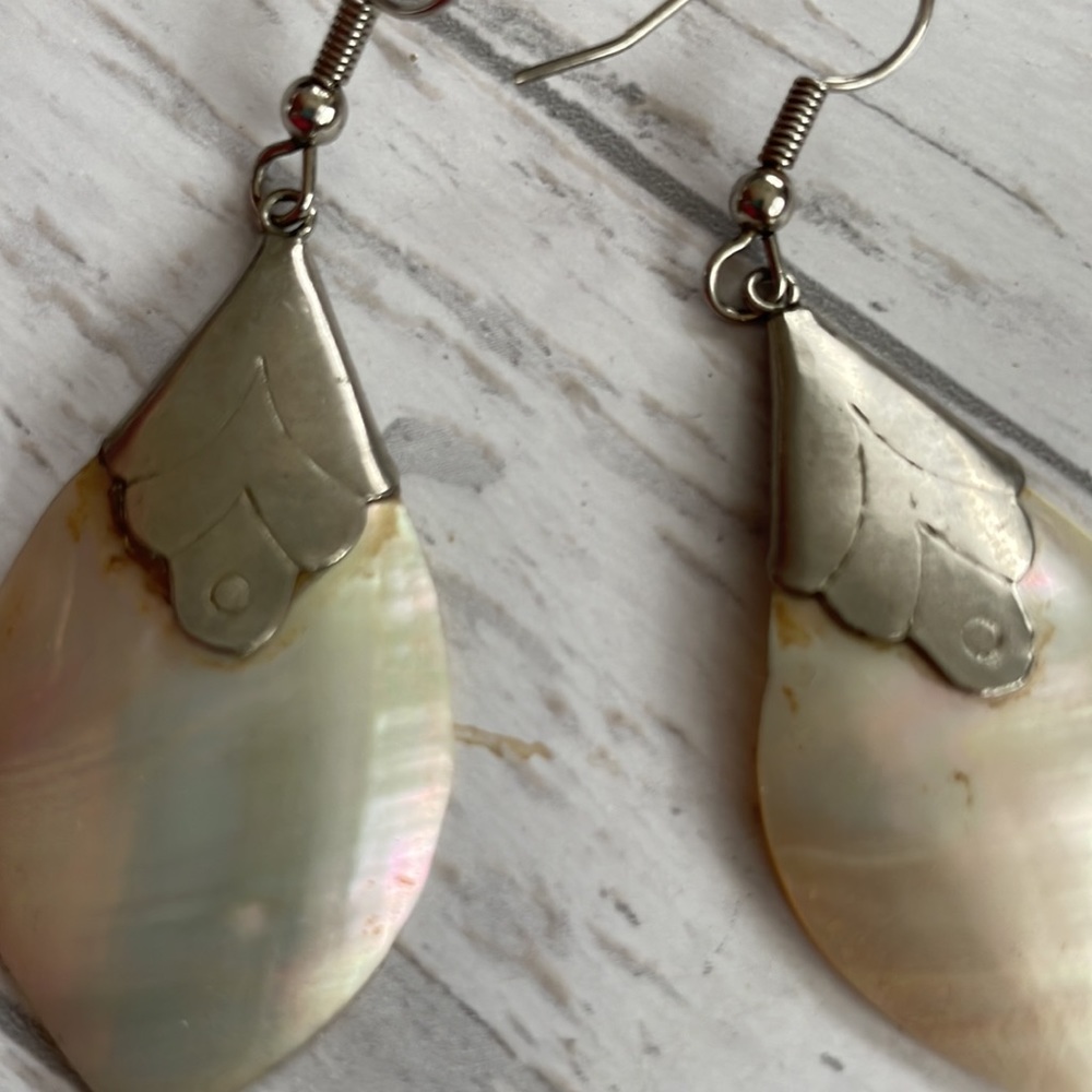Bundle any 3 for $20 ( Any Jewelry Listed with this Intro) - Picture 2 of 4